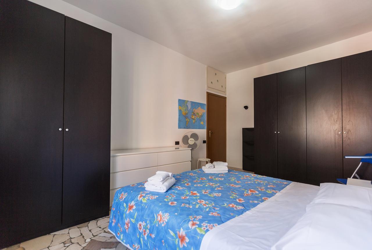 Linate Airport Apartment มิลาน ภายนอก รูปภาพ