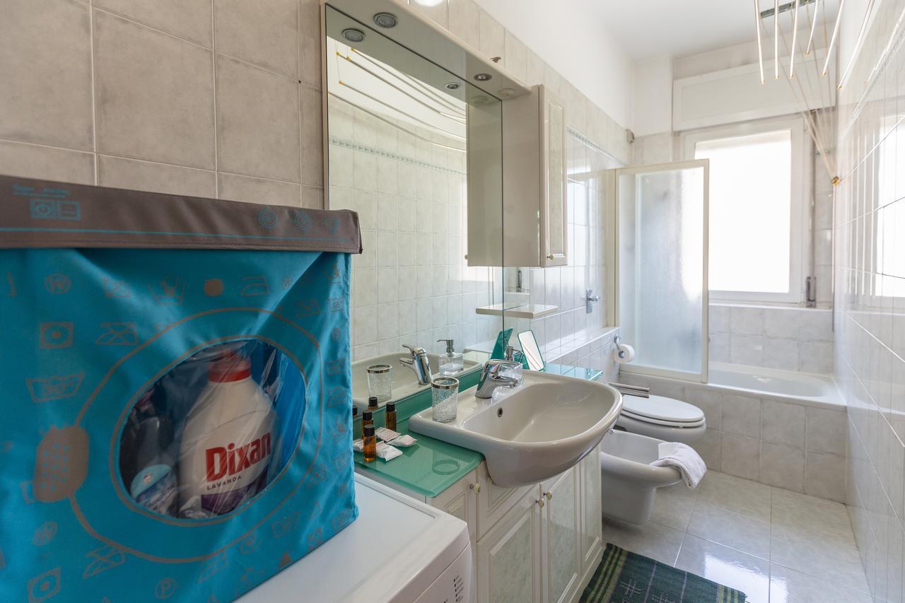 Linate Airport Apartment มิลาน ภายนอก รูปภาพ