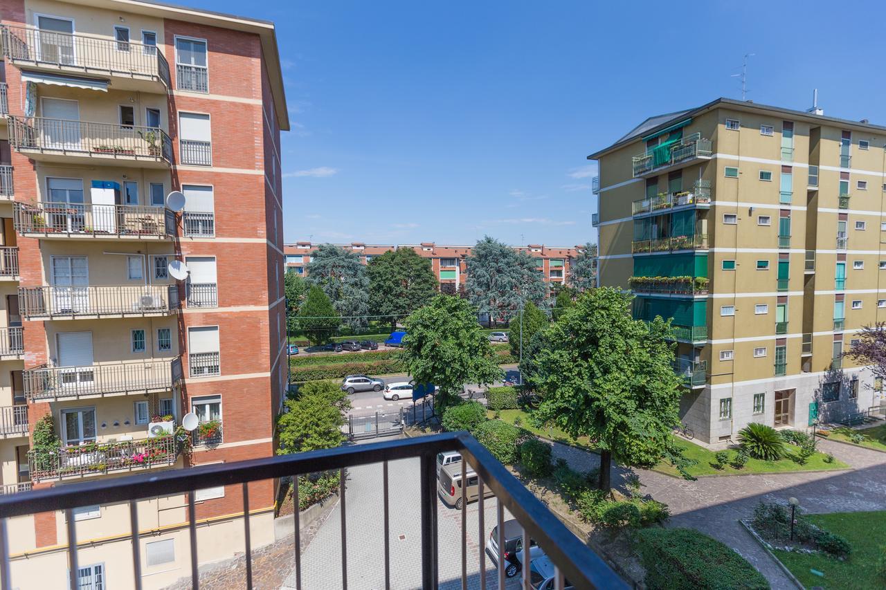 Linate Airport Apartment มิลาน ภายนอก รูปภาพ