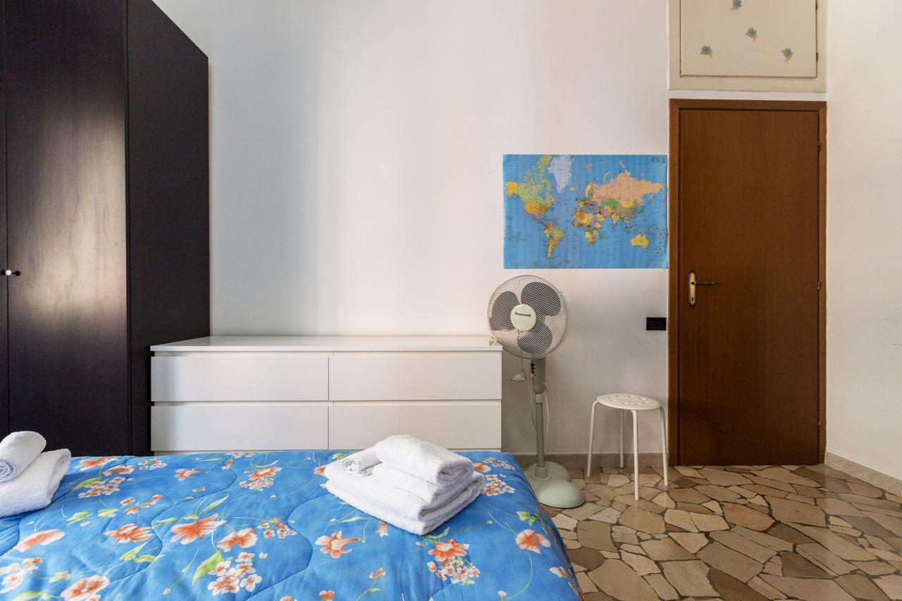 Linate Airport Apartment มิลาน ภายนอก รูปภาพ