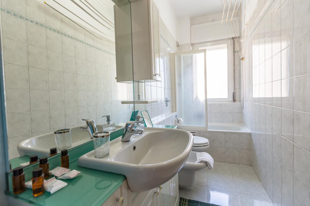Linate Airport Apartment มิลาน ภายนอก รูปภาพ